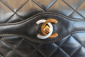 CHANEL Matelasse Paris Limited double flap chain shoulder bag Lambskin Black/Gold hadware Shoulder bag 700100090
