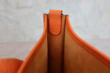 画像をギャラリービューアに読み込む, HERMES／エルメス エブリンTPM ヴォーエプソン オレンジ □H刻印 ショルダーバッグ 800050026
