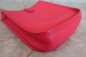 HERMES EVELYNE TPM Clemence leather Rose extreme A Engraving Shoulder bag 600050173