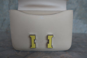 HERMES／エルメス コンスタンス3 ミニ ヴォーエプソン ナタ B刻印 ショルダーバッグ 700070300