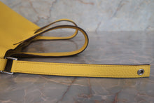 画像をギャラリービューアに読み込む, HERMES／エルメス ピコタンロックＰＭ トリヨンクレマンス ジョーヌナプル Y刻印 ハンドバッグ 700120128
