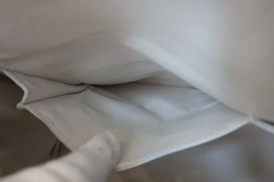 HERMES／エルメス ケリー28 ヴォーガリバー ホワイト 〇R刻印 ハンドバッグ 700040113