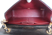 Load image into Gallery viewer, CHANEL Mini Full Flap chain shoulder bag Lambskin Black/Gold hadware Shoulder bag 800050010
