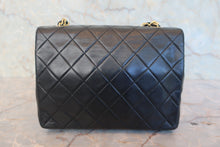 画像をギャラリービューアに読み込む, CHANEL/シャネル ミニマトラッセシングルフラップチェーンショルダーバッグ ラムスキン ブラック/ゴールド金具 ショルダーバッグ 800020042
