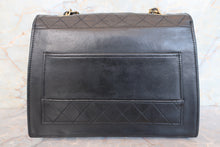 Load image into Gallery viewer, CHANEL Trapezoid chain shoulder bag Lambskin Black/Gold hadware Shoulder bag 700110141
