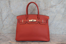 將圖片載入圖庫檢視器 HERMES／エルメス バーキン30 トリヨンクレマンス サンギーヌ/ホワイト ハンドバッグ 700060224
