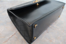 Load image into Gallery viewer, CHANEL Trapezoid chain shoulder bag Lambskin Black/Gold hadware Shoulder bag 700110141
