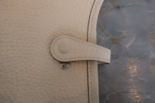 将图片加载到图库查看器，HERMES  EVELYNE TPM Clemence leather Nata Z刻印 Shoulder bag 700080024
