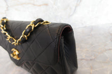 将图片加载到图库查看器，CHANEL/香奈儿 迷你CF 链条包 羊皮 Black/Gold hadware(黑色/金色金属) 肩背包 700100155
