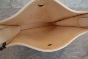 HERMES  EVELYNE TPM Clemence leather Nata Z刻印 Shoulder bag 700080024