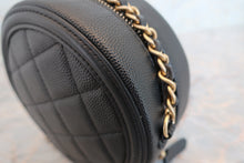 画像をギャラリービューアに読み込む, CHANEL/シャネル ココマークラウンドチェーンショルダーバッグ キャビアスキン ブラック/ゴールド金具 ショルダーバッグ 700050165

