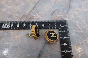 CHANEL CC mark Round earring Gold plate Gold Earring 600050096