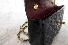 将图片加载到图库查看器，CHANEL/香奈儿 迷你CF 链条包 羊皮 Black/Gold hadware(黑色/金色金属) 肩背包 700100155
