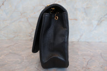 Load image into Gallery viewer, CHANEL  Diana matelasse chain shoulder bag Lambskin Black/Gold hadware Shoulder bag 700110152
