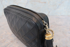 CHANEL/シャネル マトラッセフリンジチェーンショルダーバッグ ラムスキン ブラック/ゴールド金具 ショルダーバッグ 700090064
