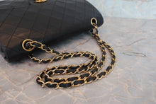 将图片加载到图库查看器，CHANEL/香奈儿 CF 双盖 双链条包 羊皮 Black/Gold hadware(黑色/金色金属) 肩背包 800050002
