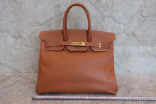 Load image into Gallery viewer, HERMES BIRKIN 35 Graine Couchevel leather Gold □A Engraving Hand bag 800090050
