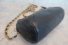 画像をギャラリービューアに読み込む, CHANEL/シャネル ココマークフリンジチェーンショルダーバッグ ラムスキン ネイビー/ゴールド金具 ショルダーバッグ 700110145
