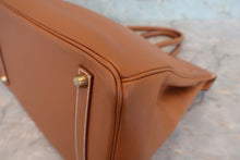 Load image into Gallery viewer, HERMES BIRKIN 35 Graine Couchevel leather Gold □A Engraving Hand bag 800090050
