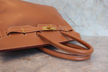 Load image into Gallery viewer, HERMES BIRKIN 35 Graine Couchevel leather Gold □A Engraving Hand bag 800090050
