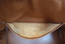 Load image into Gallery viewer, HERMES BIRKIN 35 Graine Couchevel leather Gold □A Engraving Hand bag 800090050
