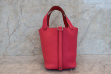 將圖片載入圖庫檢視器 HERMES／エルメス ピコタンロックカザック２ＰＭ トリヨンクレマンス ローズメキシコ/ローズエクストリーム/ルージュクー Z刻印 ハンドバッグ 700060086
