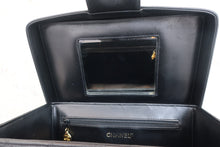 画像をギャラリービューアに読み込む, CHANEL/シャネル ビコローレバニティ ラムスキン ブラック/ゴールド金具 バニティ 800050006

