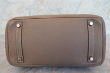 Load image into Gallery viewer, HERMES BIRKIN 30 Clemence leather Etoupe gray □I Engraving Hand bag 700100132
