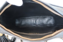 將圖片載入圖庫檢視器 CHANEL/シャネル マトラッセフリンジチェーンショルダーバッグ ラムスキン ブラック/ゴールド金具 ショルダーバッグ 700110156
