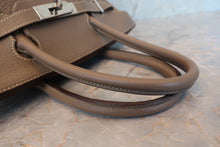 Load image into Gallery viewer, HERMES BIRKIN 30 Clemence leather Etoupe gray □I Engraving Hand bag 700100132
