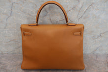 Load image into Gallery viewer, HERMES KELLY 35 Ardennes leather Natural □A Engraving Shoulder bag 500120009
