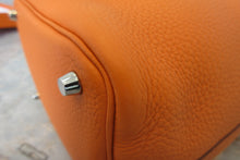 Load image into Gallery viewer, HERMES PICOTIN LOCK PM Clemence leather Orange □M Engraving Hand bag 600120300
