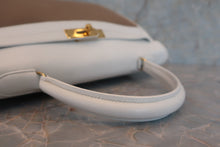 Load image into Gallery viewer, HERMES KELLY 35 Gulliver leather/Toile officier White/Brown 〇U Engraving Shoulder bag 600090122
