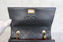 将图片加载到图库查看器，CHANEL/香奈儿 2.55 梯形 链条包羊皮 Black/Gold hadware(黑色/金色金属) 肩背包 600100079
