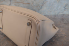 Load image into Gallery viewer, HERMES BIRKIN 25 Swift leather Beige □N Engraving Hand bag 700020076
