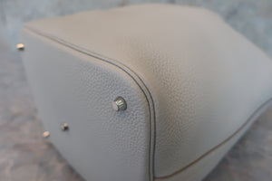 HERMES PICOTIN LOCK GM Clemence leather Pearl gray □R刻印 Hand bag 600050180