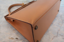 将图片加载到图库查看器，HERMES KELLY 28 Graine Couchevel leather Natural 〇R刻印 Hand bag 800080005
