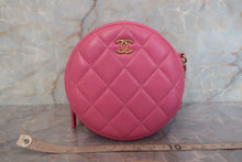 Load image into Gallery viewer, CHANEL Matelasse round chain shoulder bag Lambskin Pink/Gold hadware Shoulder bag 600100051
