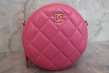 Load image into Gallery viewer, CHANEL Matelasse round chain shoulder bag Lambskin Pink/Gold hadware Shoulder bag 600100051
