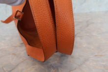 Load image into Gallery viewer, HERMES PICOTIN MM Clemence leather Orange □I Engraving Hand bag 700110147
