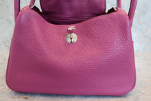 Load image into Gallery viewer, HERMES LINDY 26 Clemence leather Tosca □O Engraving Shoulder bag 800090111
