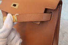 将图片加载到图库查看器，HERMES KELLY 28 Graine Couchevel leather Natural 〇R刻印 Hand bag 800080005
