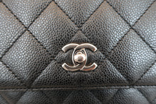 画像をギャラリービューアに読み込む, CHANEL/シャネル マトラッセ台形ハンドバッグ キャビアスキン ブラック/シルバー金具 ハンドバッグ 700090071
