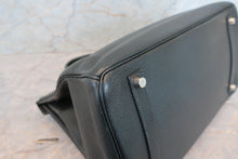 Load image into Gallery viewer, HERMES BIRKIN 35 Chevre myzore goatskim Green □D Engraving Hand bag 700110149
