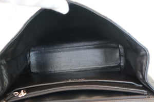 CHANEL/シャネル マトラッセ台形ハンドバッグ キャビアスキン ブラック/シルバー金具 ハンドバッグ 700090071