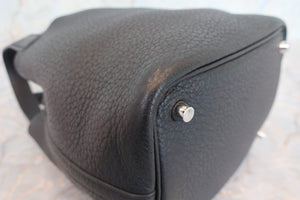 HERMES／エルメス ピコタンロックＰＭ トリヨンクレマンス ブラック □M刻印 ハンドバッグ 700080008
