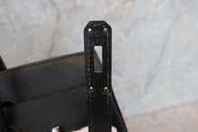 Load image into Gallery viewer, HERMES BIRKIN 35 Chevre myzore goatskim Green □D Engraving Hand bag 700110149
