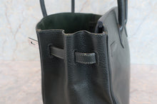 Load image into Gallery viewer, HERMES BIRKIN 35 Chevre myzore goatskim Green □D Engraving Hand bag 700110149
