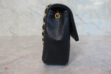 画像をギャラリービューアに読み込む, CHANEL/シャネル デカココチェーンショルダーバッグ ラムスキン ブラック/ゴールド金具 ショルダーバッグ  800020090
