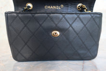 画像をギャラリービューアに読み込む, CHANEL/シャネル デカココチェーンショルダーバッグ ラムスキン ブラック/ゴールド金具 ショルダーバッグ  800020090
